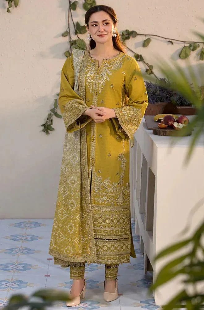 3 Pcs Women Unstitched Embroidered Suit